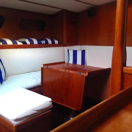 Relax Orca 43 Botel *